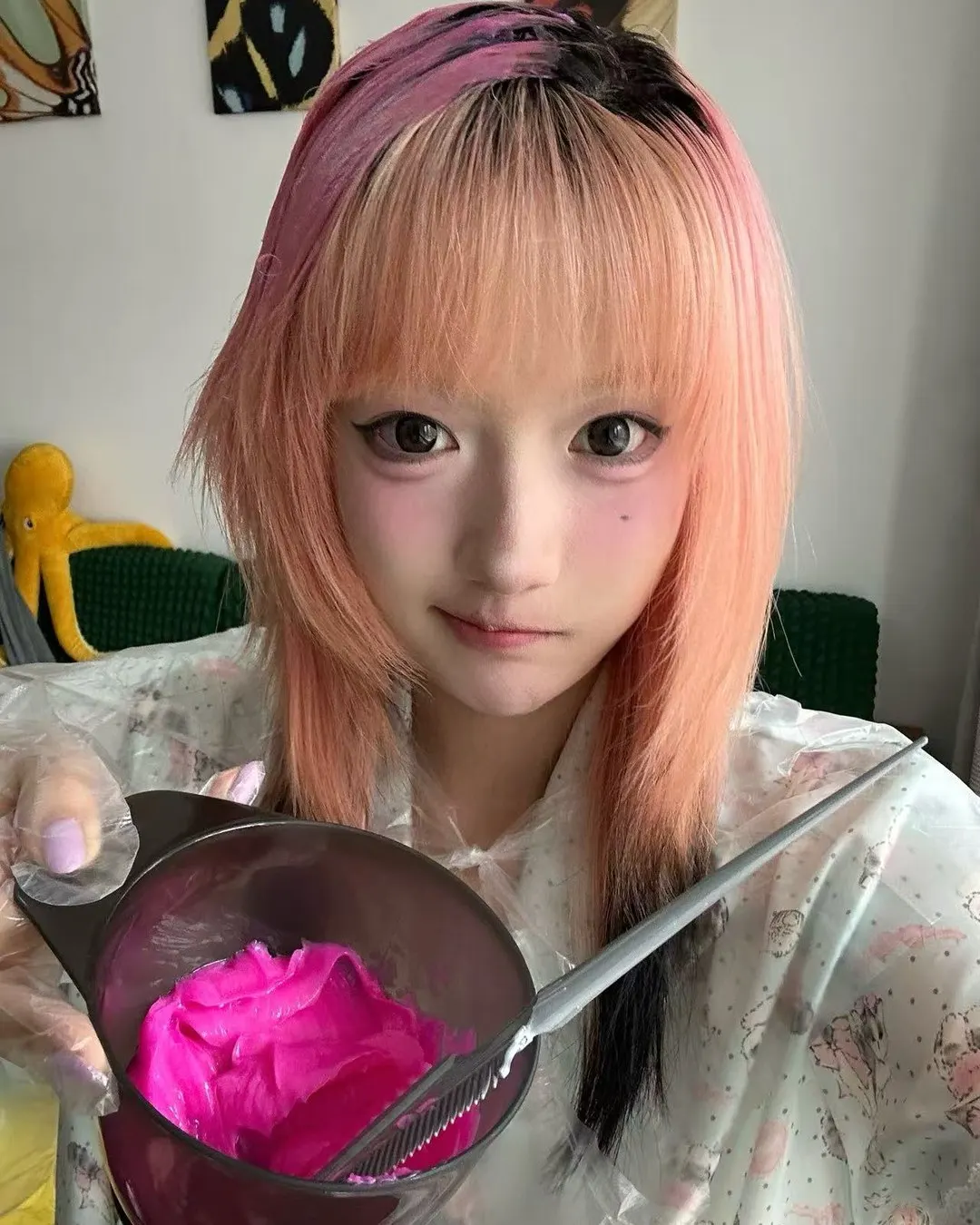 变身小飞船 wearing Cotton Candy Pink 6